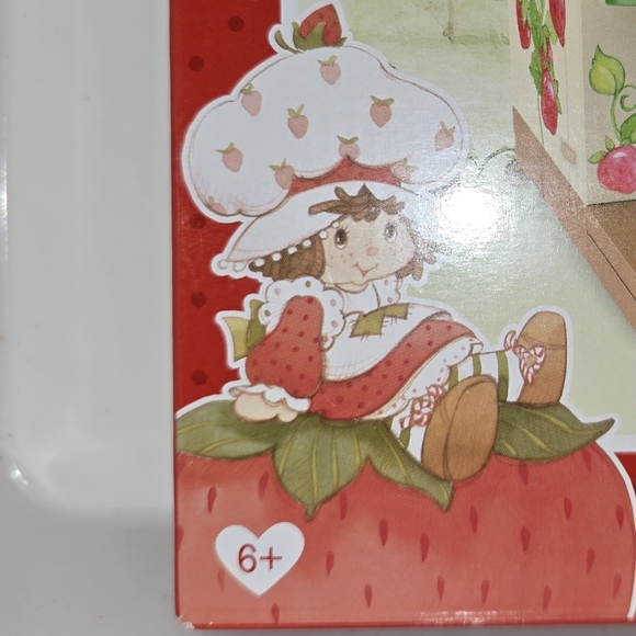 The World of Strawberry Shortcake 123 Piece Construction Set: Produce Stand/BNIB - Picture 7 of 12